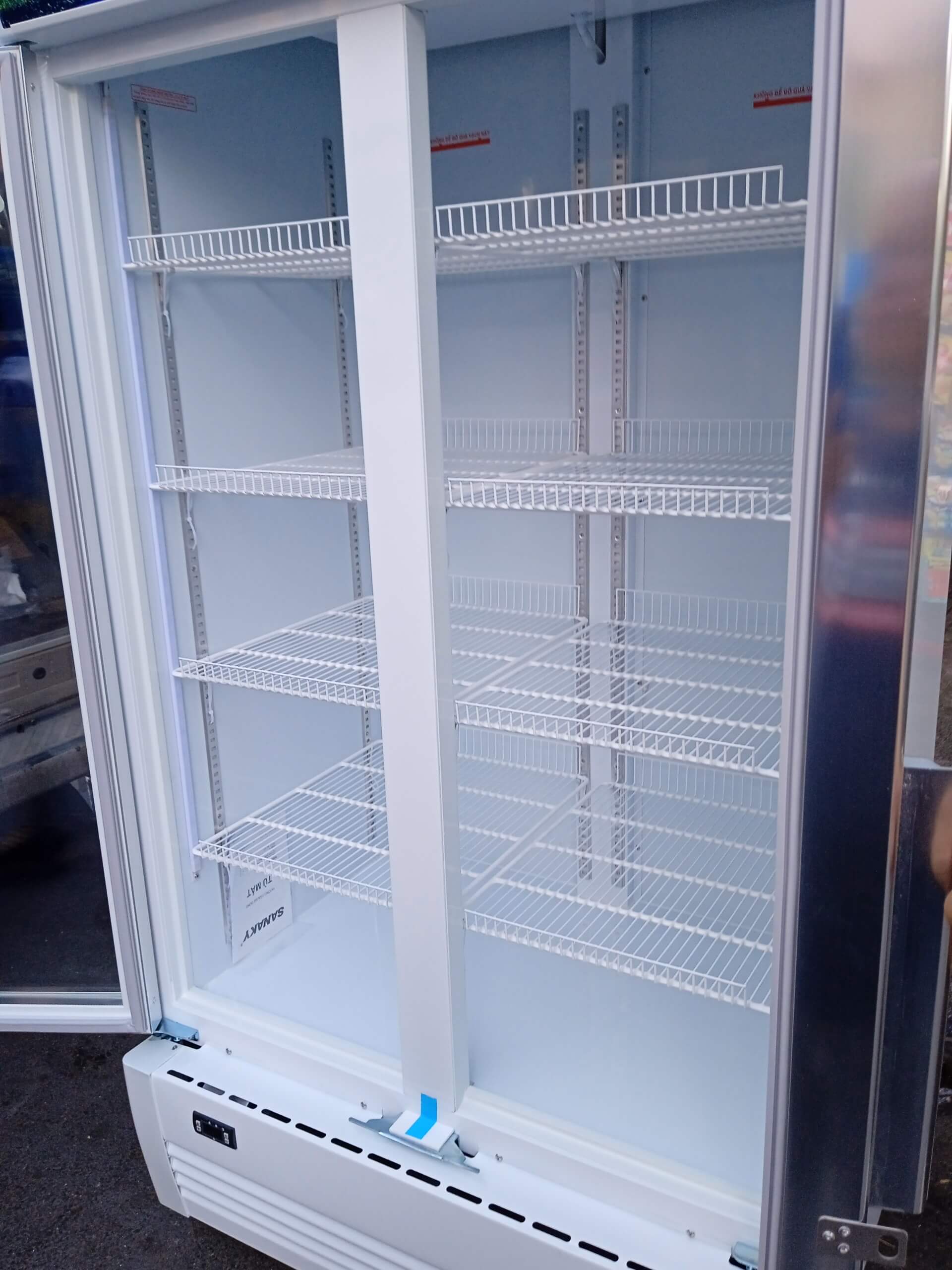 Tủ mát Sanaky VH-1009HP