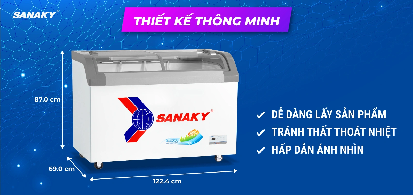 Mặt kính cong giúp trưng bày tối ưu
